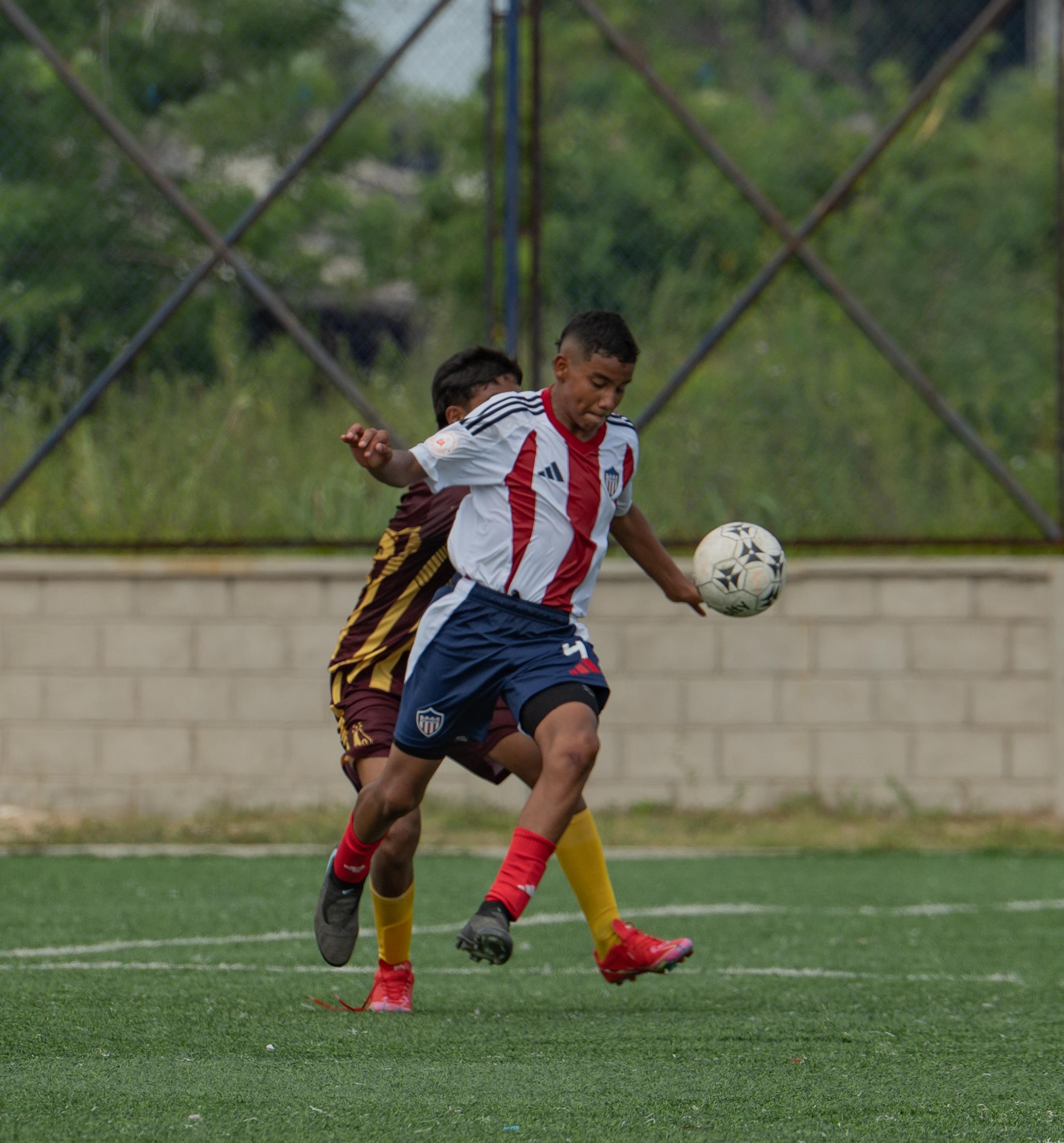 JUNIOR vs LUIS OLIVEROS SUB 13